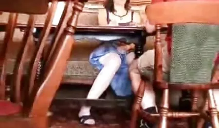A mature woman lying on asian young porn the bed and put the penis of her lover in the ass