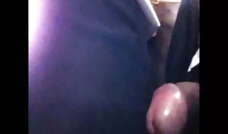 Mom with xxx video asian long hair sitting in the erection of the thickness of the butt with L.