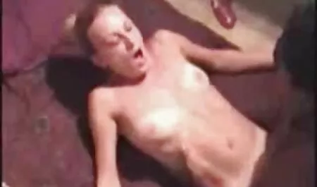 Woman cum thai ladyboy tube riding on a cock